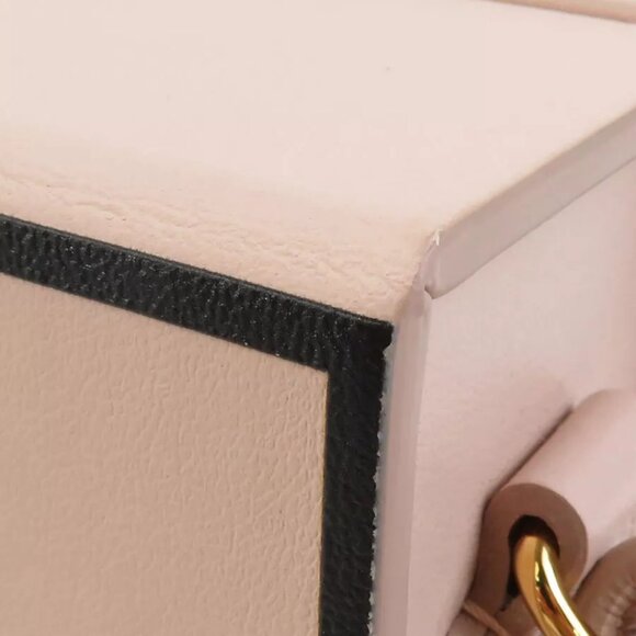Auth FENDI Box Orinzzontale Vit Shoulder Bag Pink Beige Leather - Picture 9 of 15